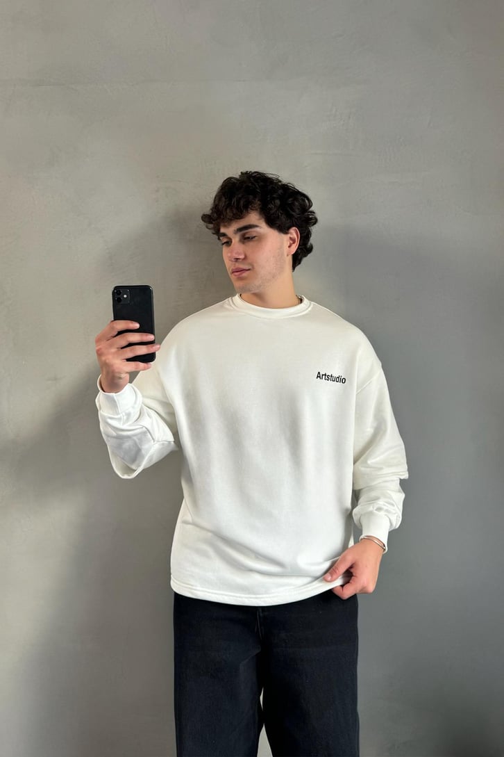 Sırt Baskılı Bisiklet Yaka Sweatshirt