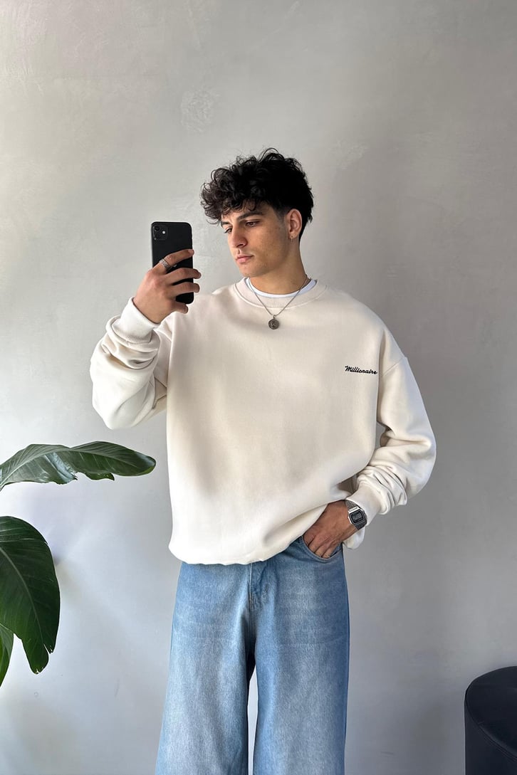 Sırt Baskılı Bisiklet Yaka Sweatshirt