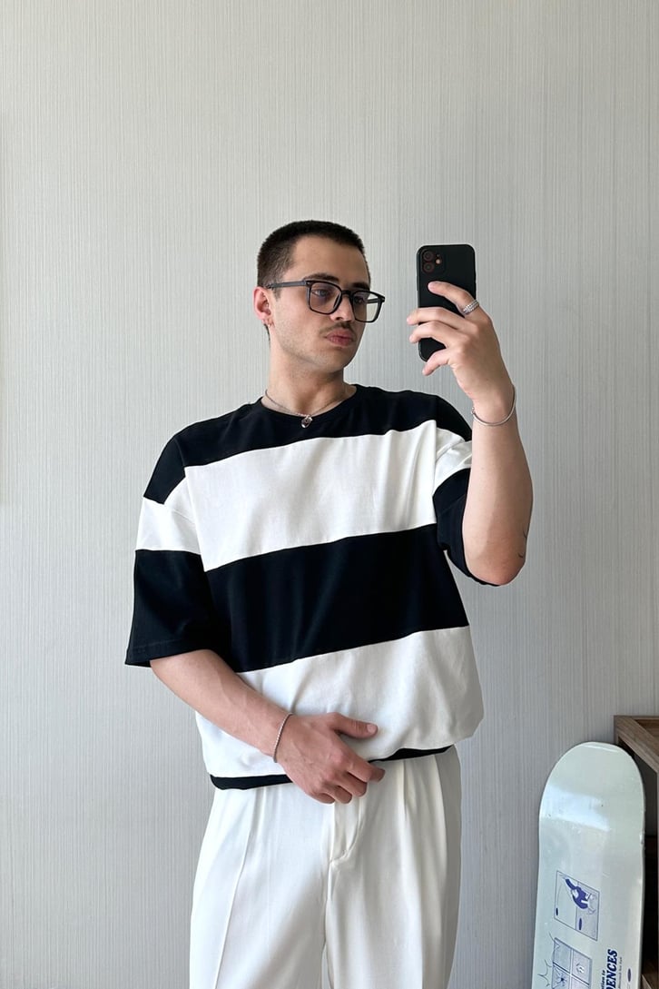 Sırt Baskılı Çizgili Oversize Tişört