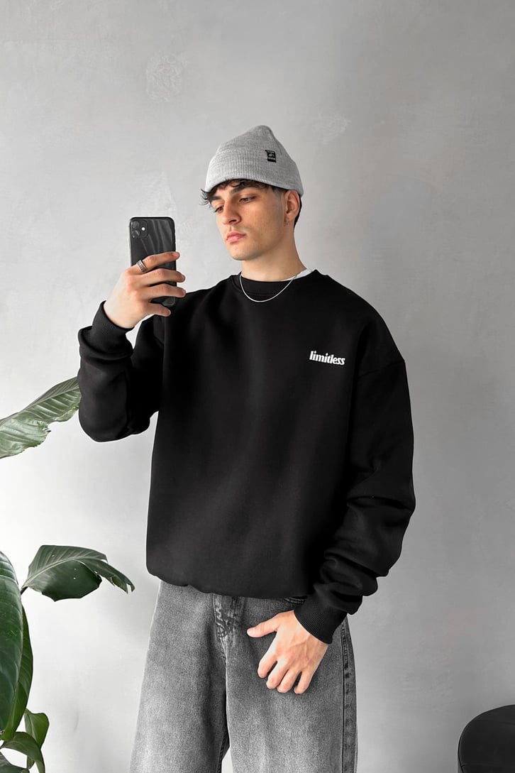 Sırt Detay Baskılı Bisiklet Yaka Sweatshirt