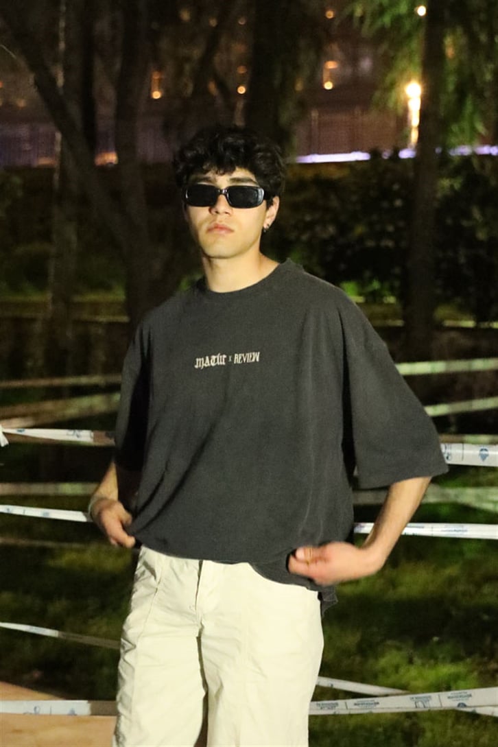 Sırt Melek Baskılı Yıkamalı Antrasit Tshirt