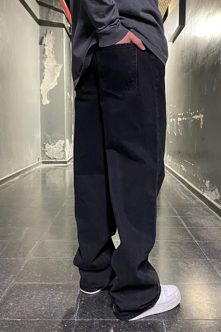 Siyah Basic Losse Fit Jean