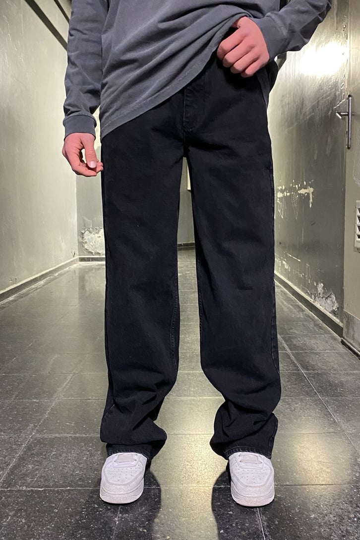 Siyah Basic Losse Fit Jean