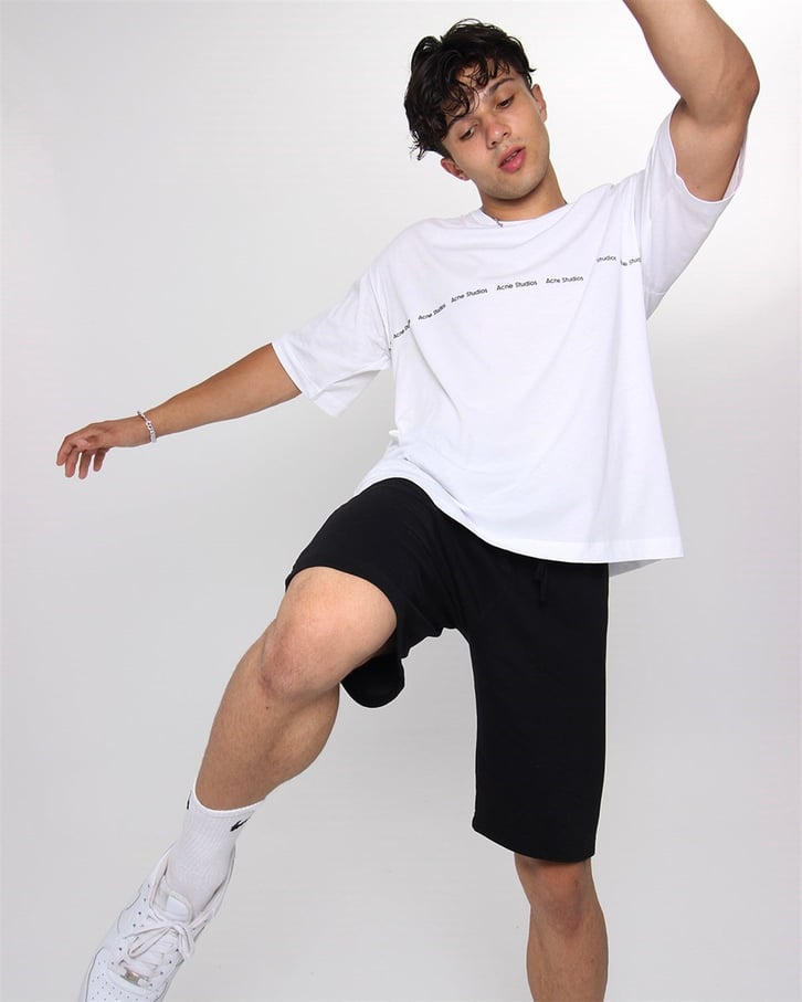 Siyah Basic Regular Fit Şort