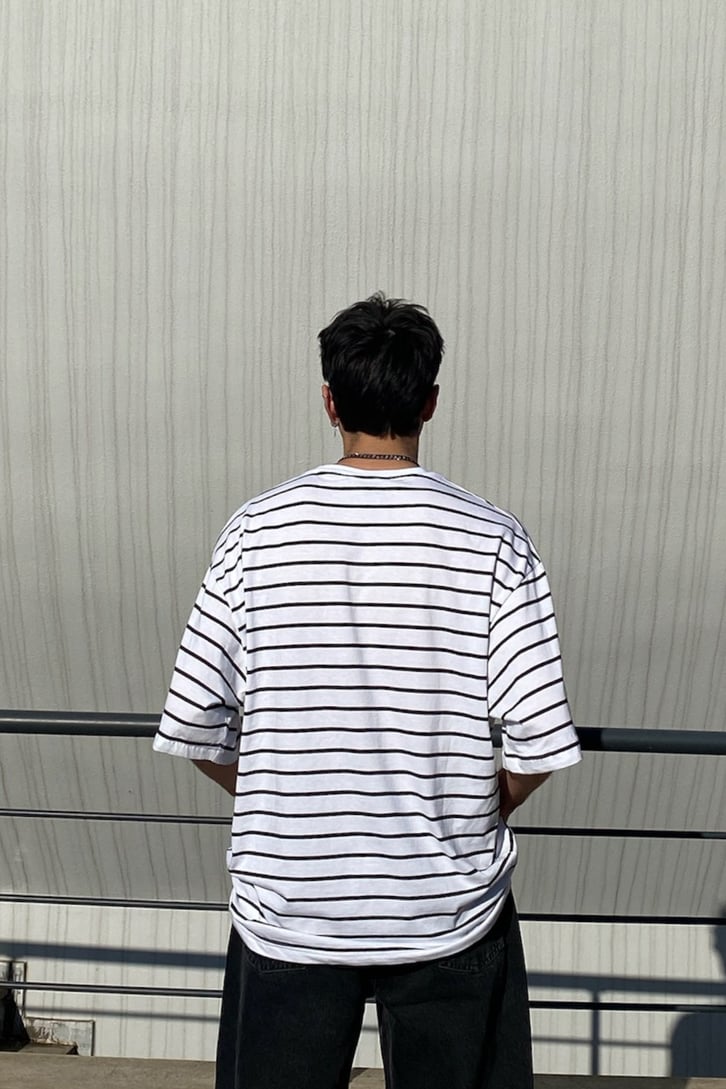 Siyah Çizgili Oversize Basic Tshirt