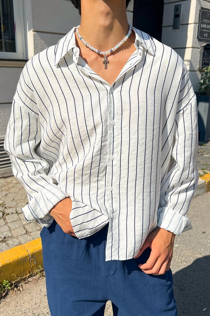 Siyah Çizgili Uzun Kol Beyaz Oversize Gömlek