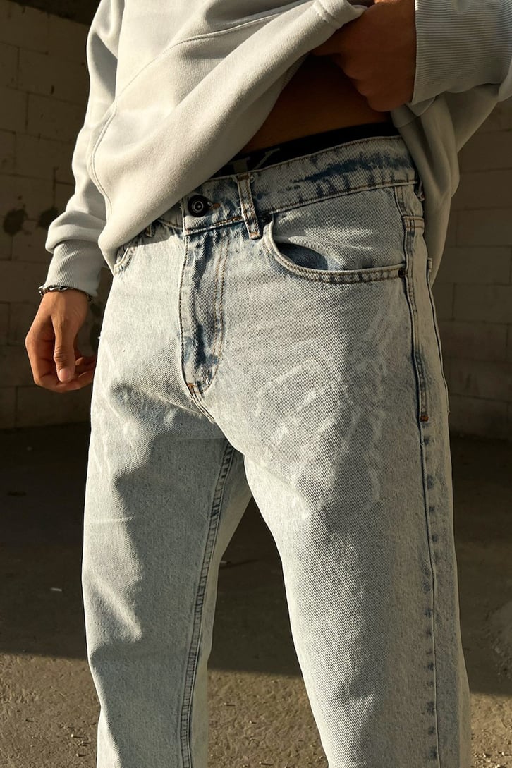 Skeletton Hand Baskılı Buz Mavi Regular Fit Jean