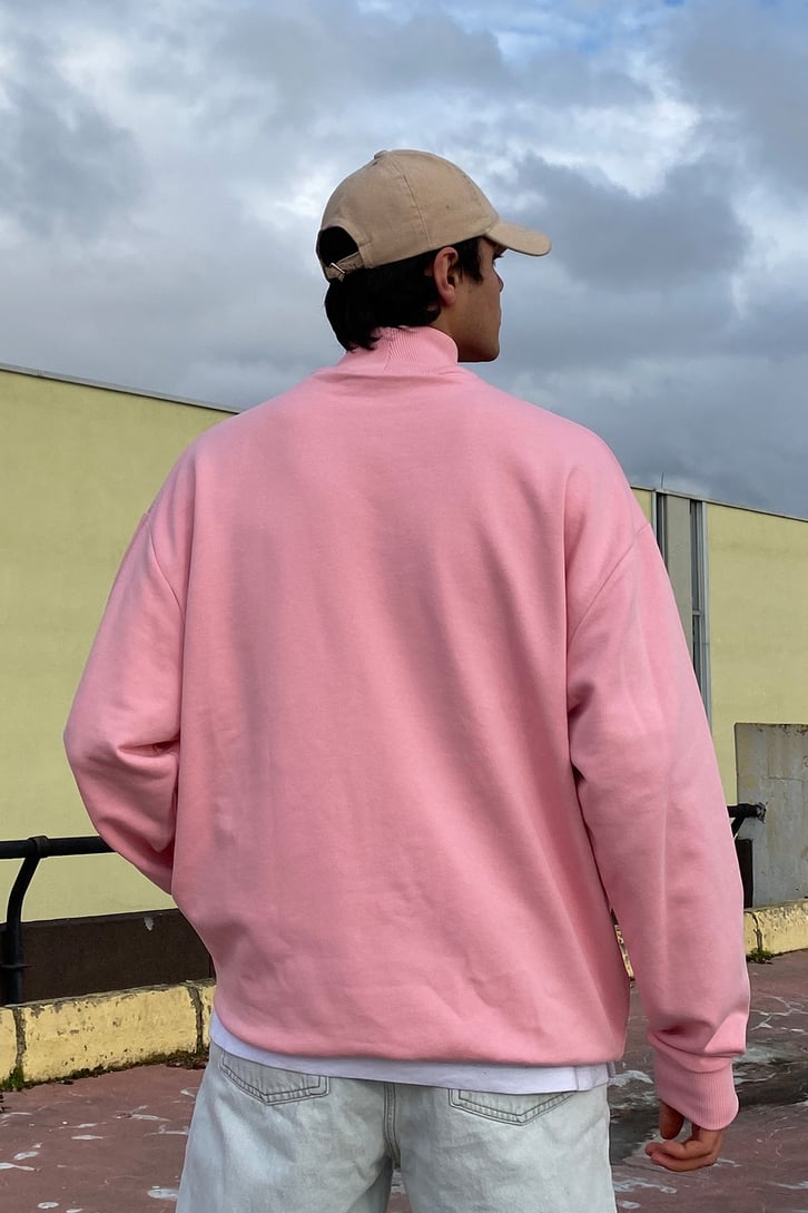 Ski Club Turtleneck Oversize Sweatshirt