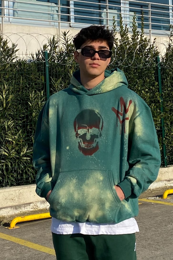 Skull Printed Tie-Dye Oversize Hoodie