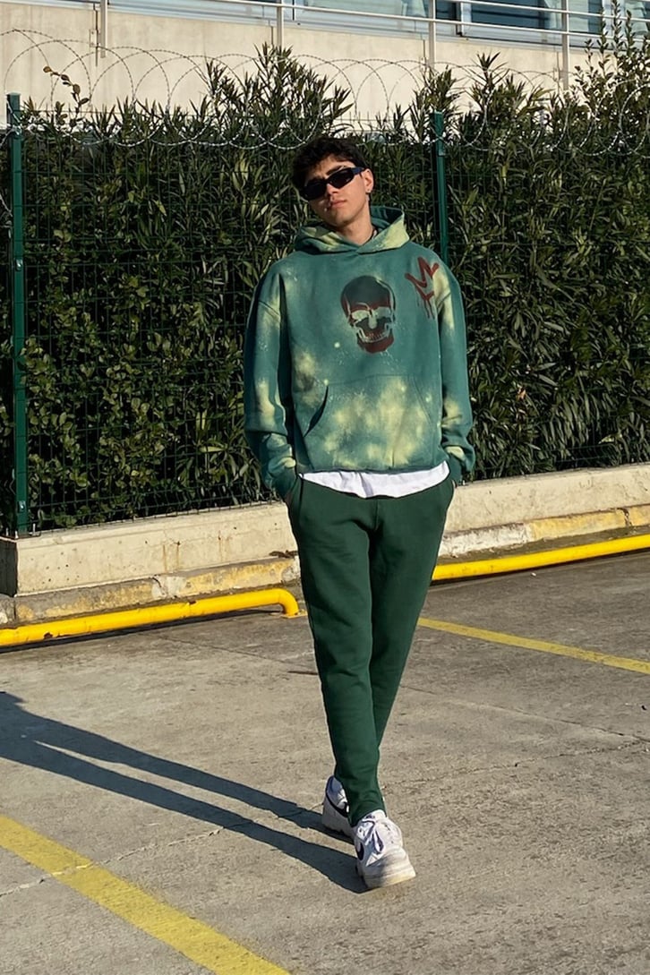 Skull Printed Tie-Dye Oversize Hoodie