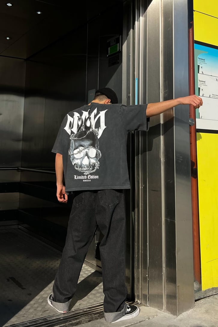 Skull Wire Sırt Baskılı Acid Wash Oversize Tshirt