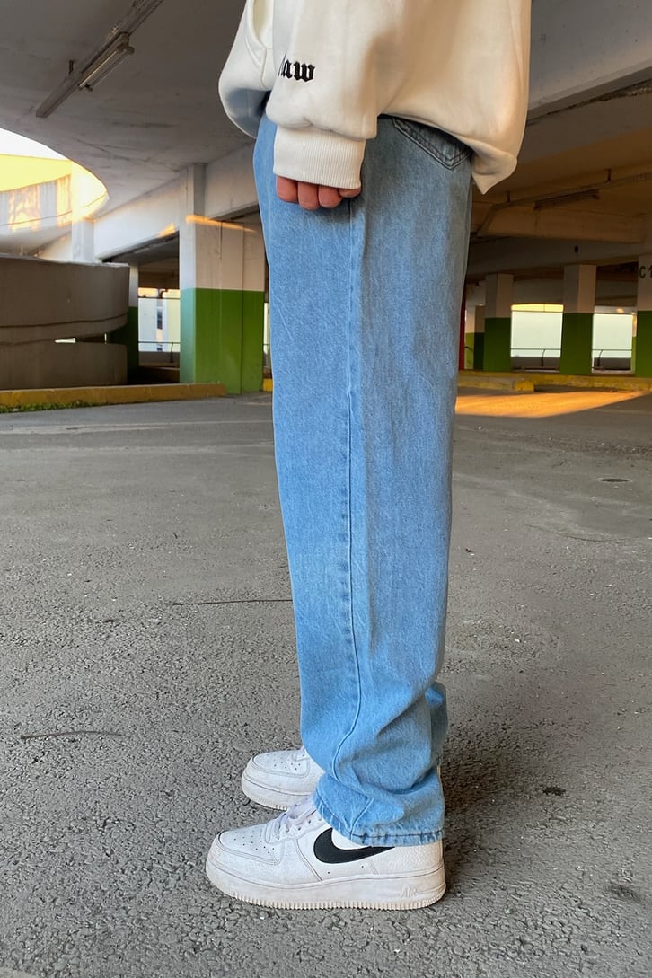 Sky Blue Basic Losse Fit Jean
