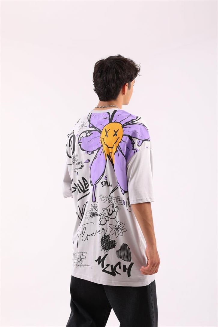 Smile Flowers Baskılı Beyaz Oversize Tişört