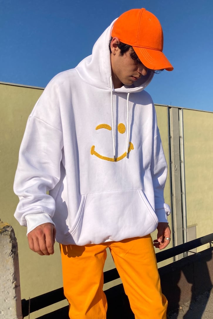 SMILE İŞLEMELİ OVERSIZE HOODIE