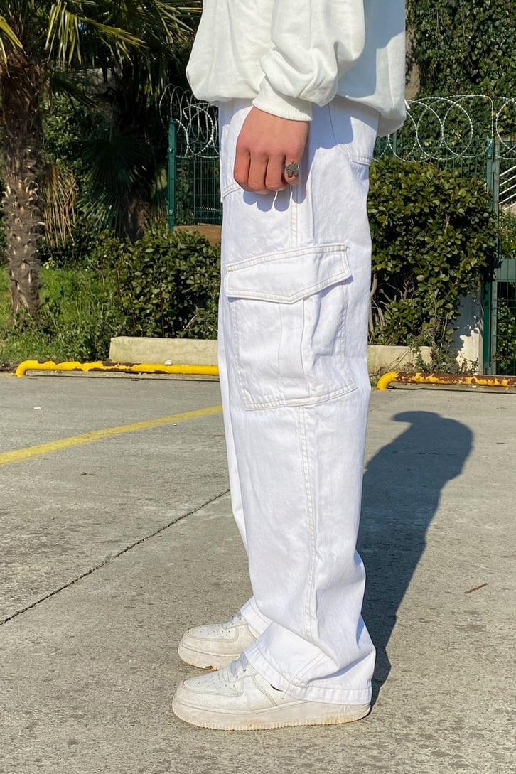 Snow White Cargo Pocket Skate Pant