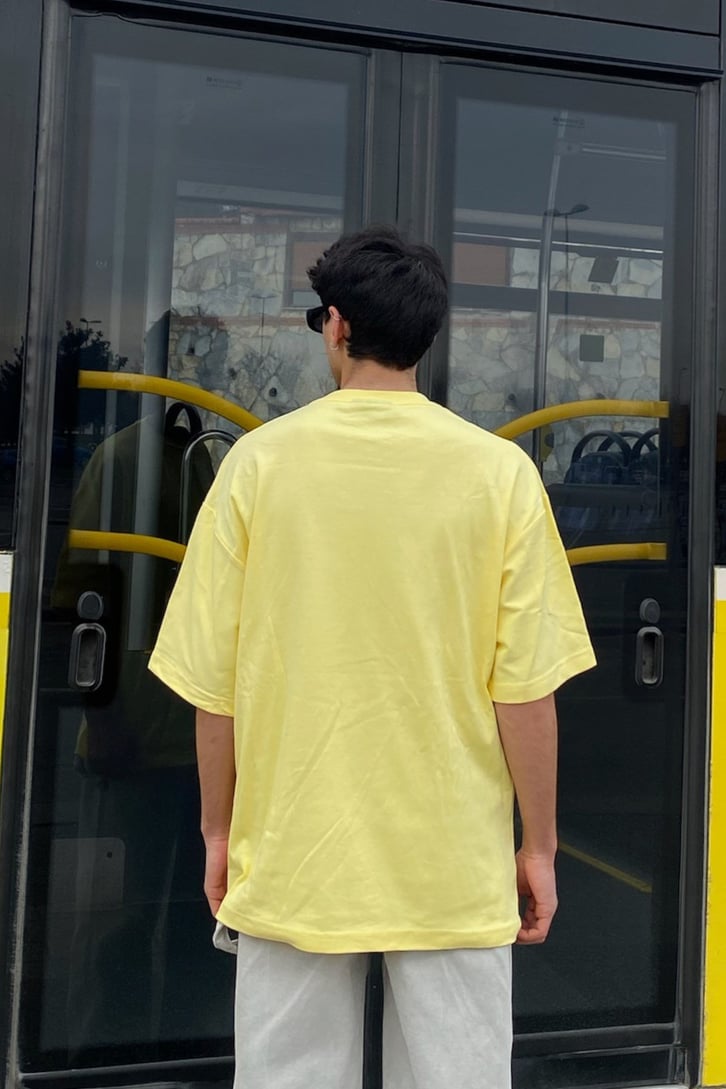 Soft Yellow Oversize Basic Tshirt