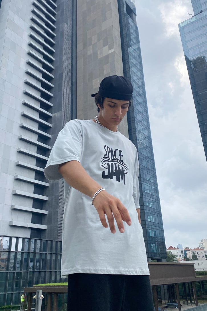 Space Jam Baskılı Oversize Tshirt