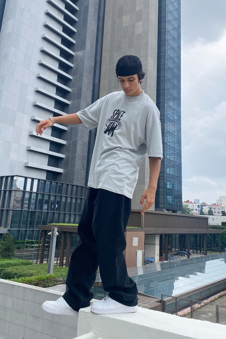 Space Jam Baskılı Oversize Tshirt