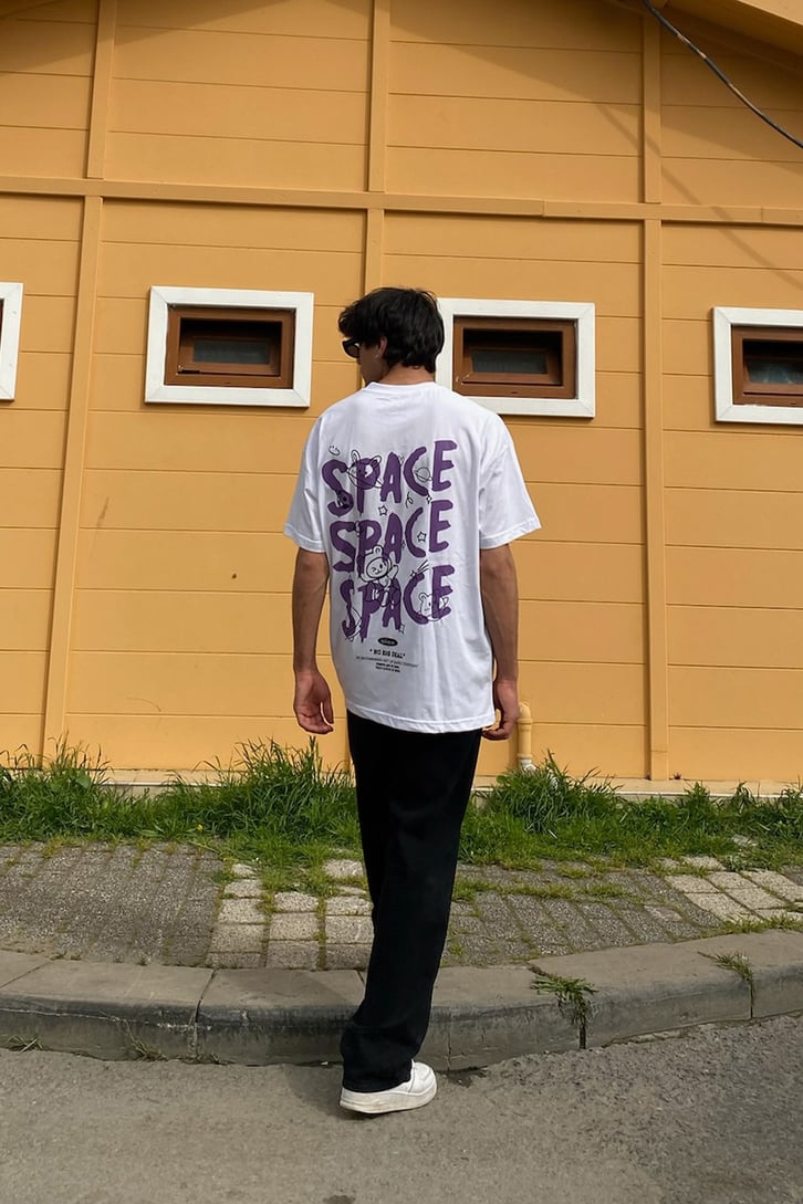 Space Rabbit Baskılı Oversize Tshirt