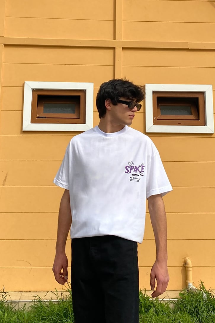 Space Rabbit Baskılı Oversize Tshirt