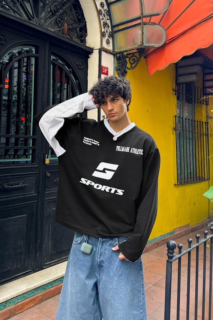 Sports Baskılı Blok Kol V Yaka Siyah Uzun Kol Tişört