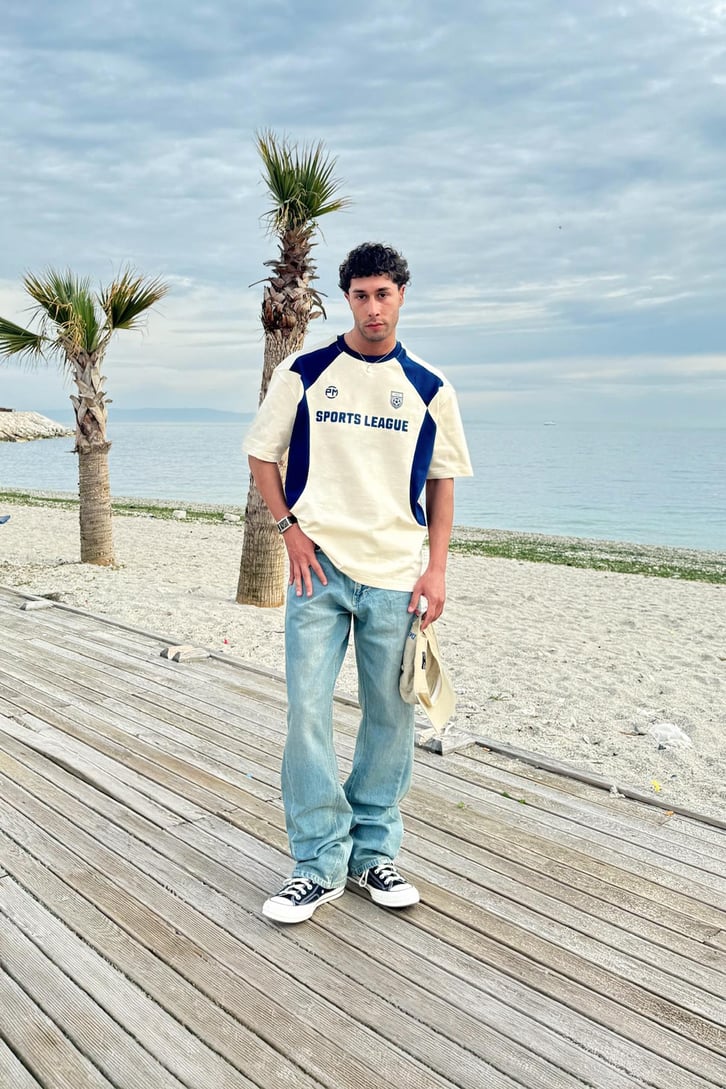Sports League Baskılı Tişört