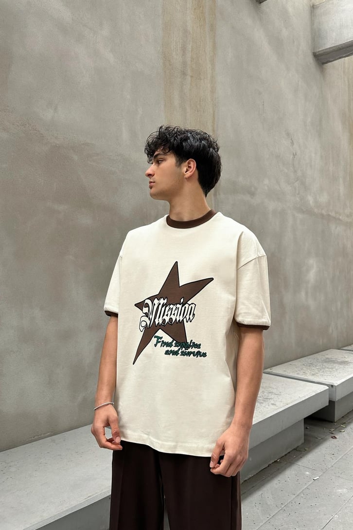 Star Mission Baskılı Krem Oversize Tişört