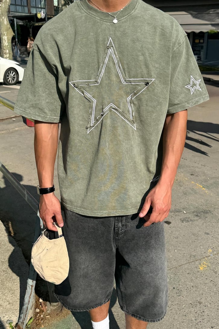 Star Nakışlı Tişört