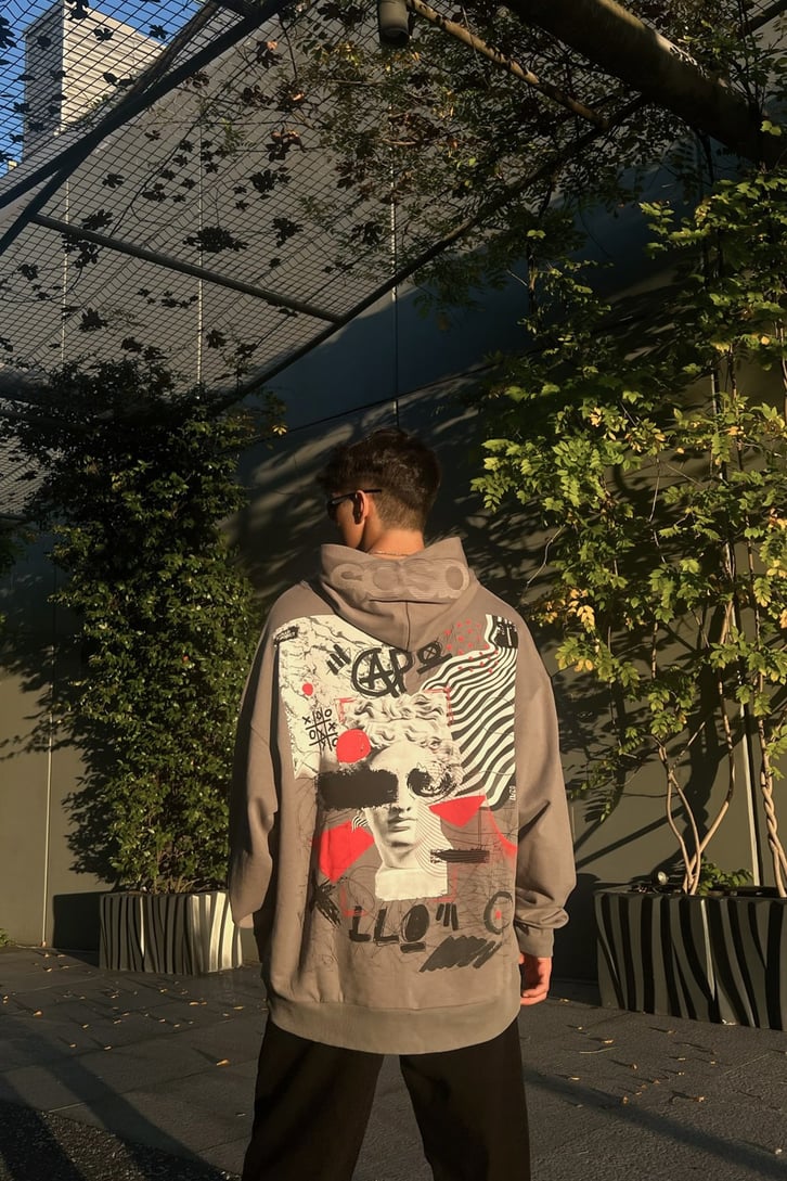 Statue Sırt Baskılı Koyu Gri Oversize Sweatshirt