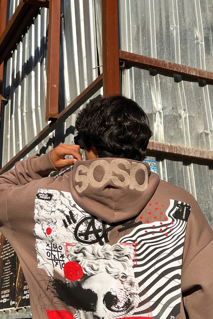 Statue Sırt Baskılı Oversize Sweatshirt