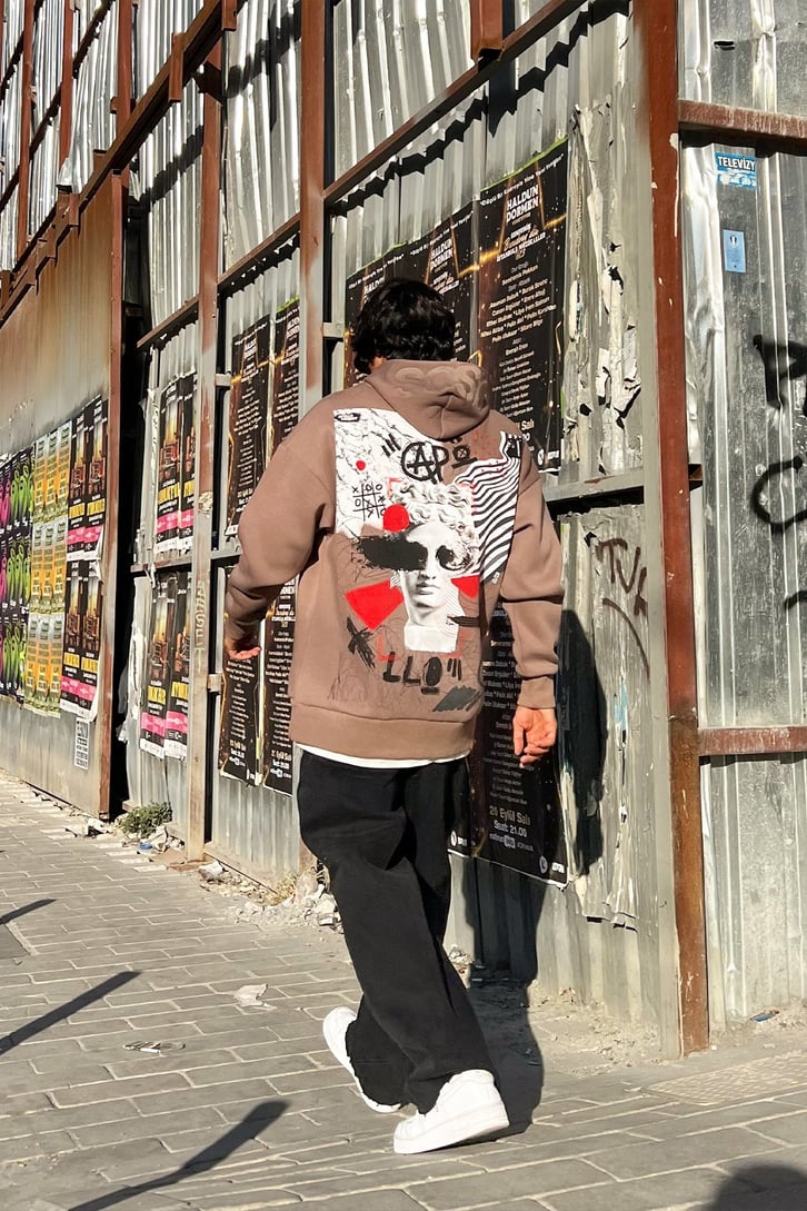 Statue Sırt Baskılı Oversize Sweatshirt