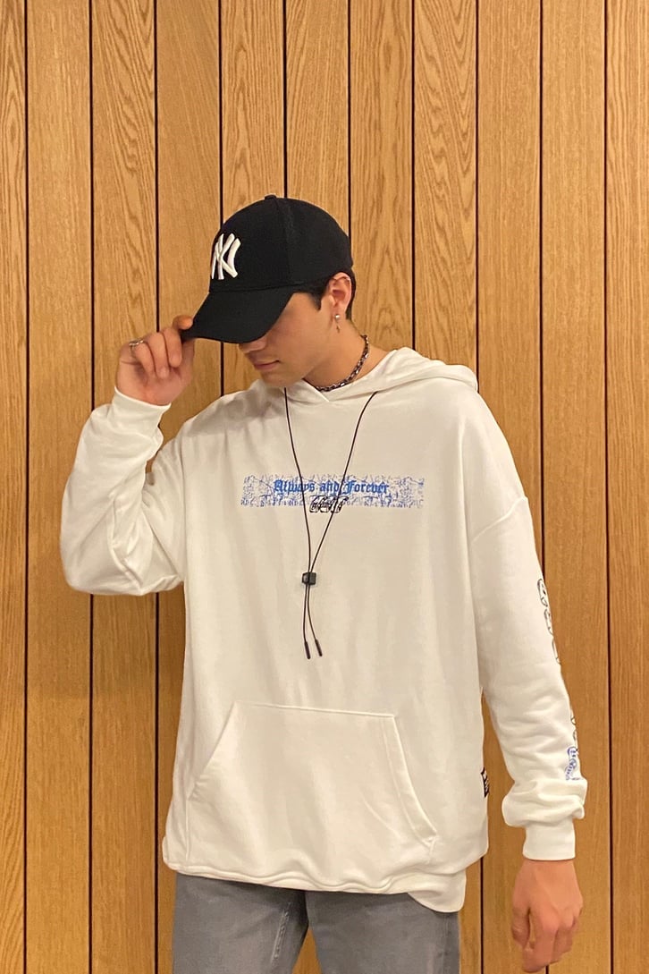 STAY WILD ALWAYS AND FOREVER BASKILI OVERSIZE HOODIE