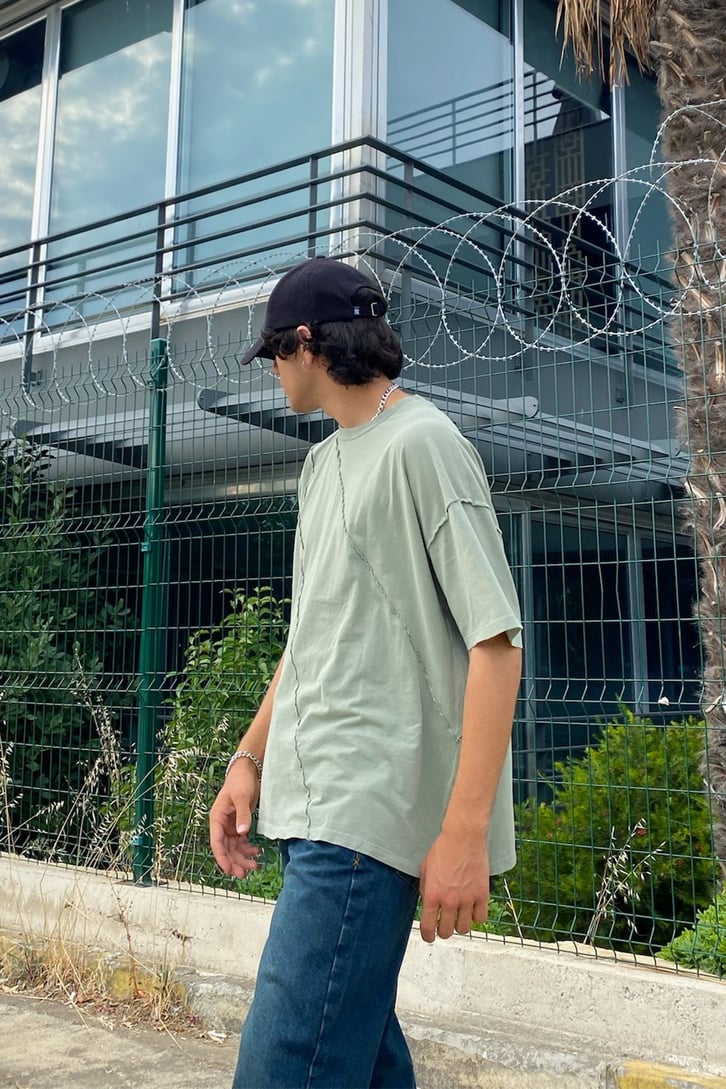 Stitch Details Oversize Tshirt