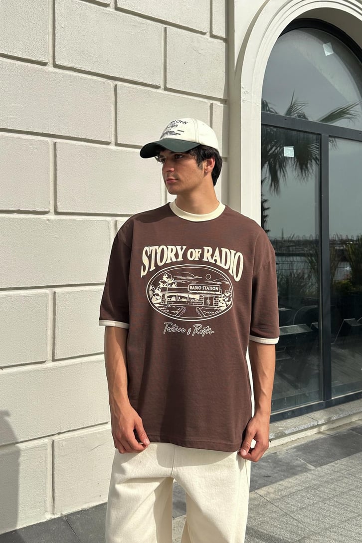 Story of Radio Baskılı Beyaz Oversize Tişört