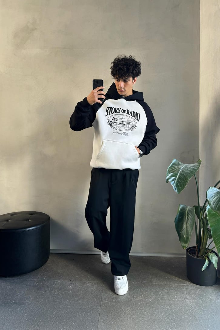Story of Radio Baskılı Oversize Sweatshirt
