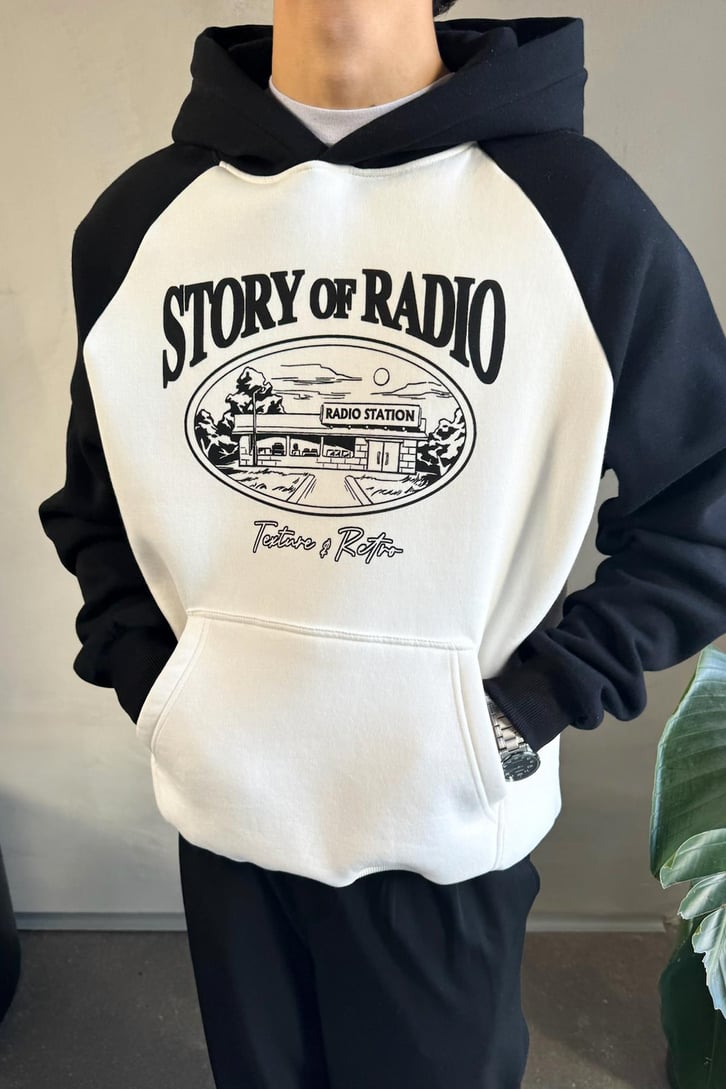 Story of Radio Baskılı Oversize Sweatshirt