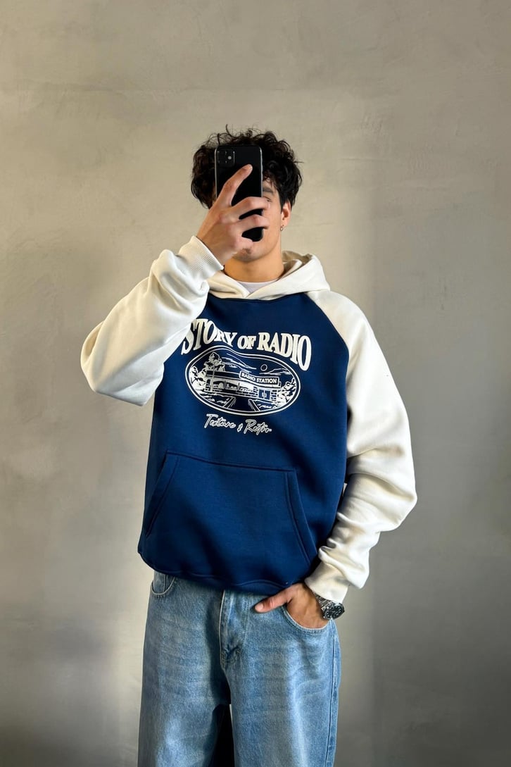 Story of Radio Baskılı Oversize Sweatshirt