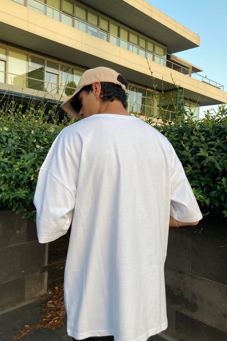 Strange Life Oversize Nakış İşlemeli Tshirt