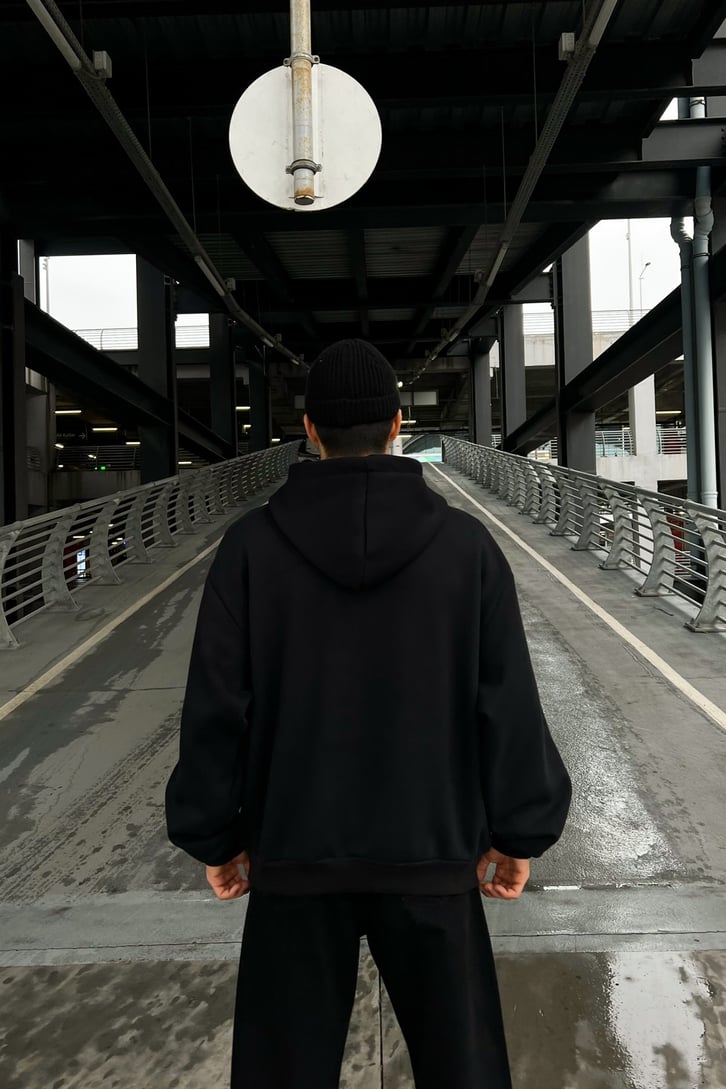 Stranger T. Patch Detay Siyah Oversize Hoodie