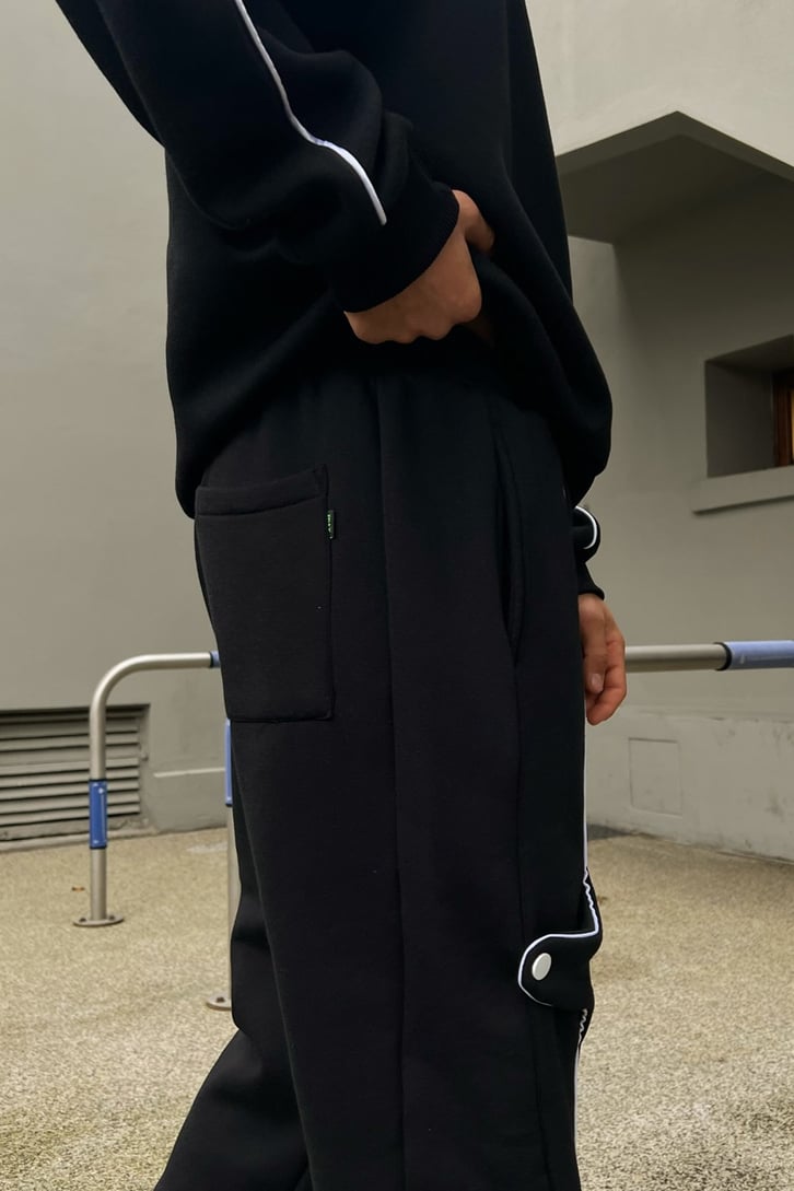 Striped Detail Siyah Jogger Eşofman Altı