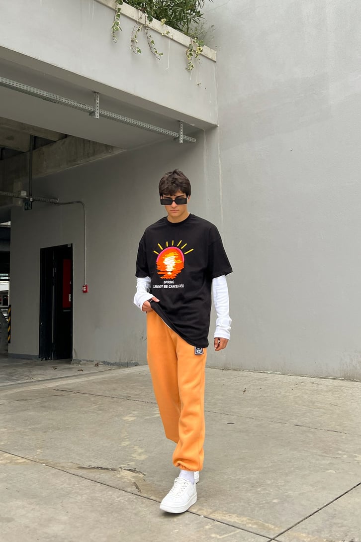 Sunset Nakışlı Siyah Oversize Tshirt