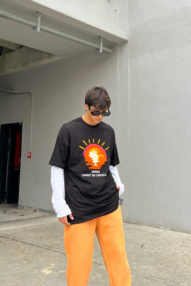 Sunset Nakışlı Siyah Oversize Tshirt
