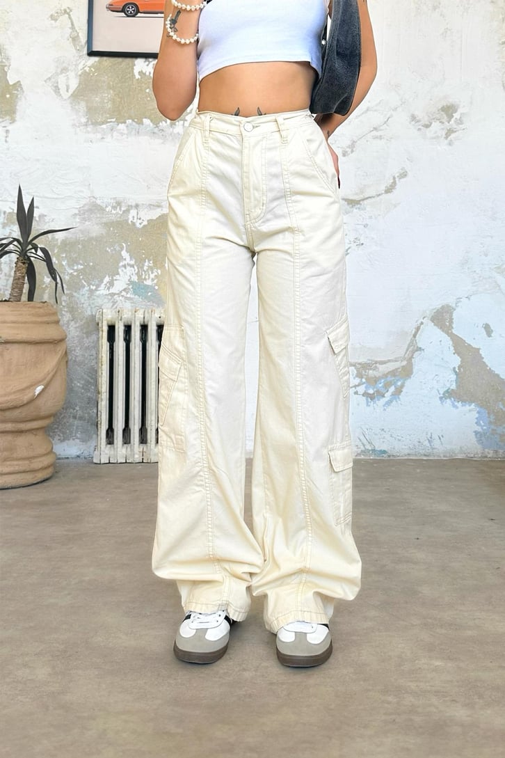 Super Baggy Multiple Pocket Jean