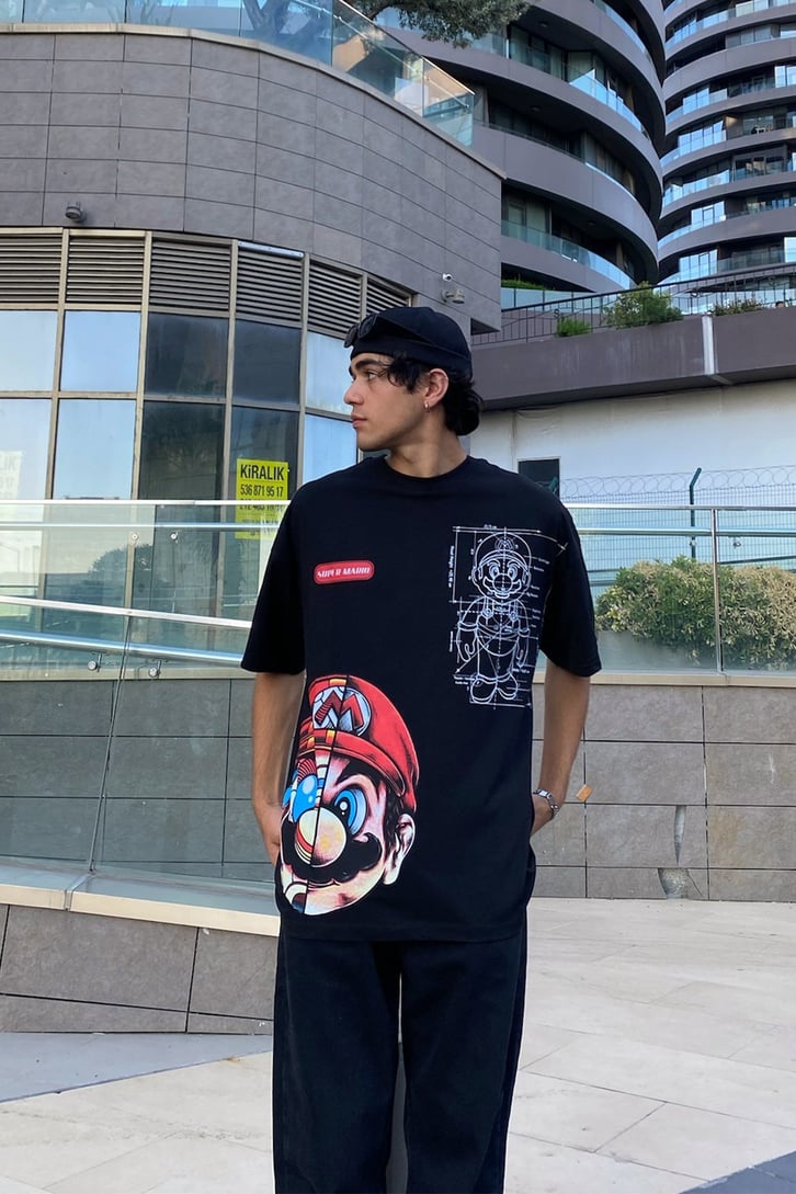 Super Mario Baskılı Oversize Tshirt