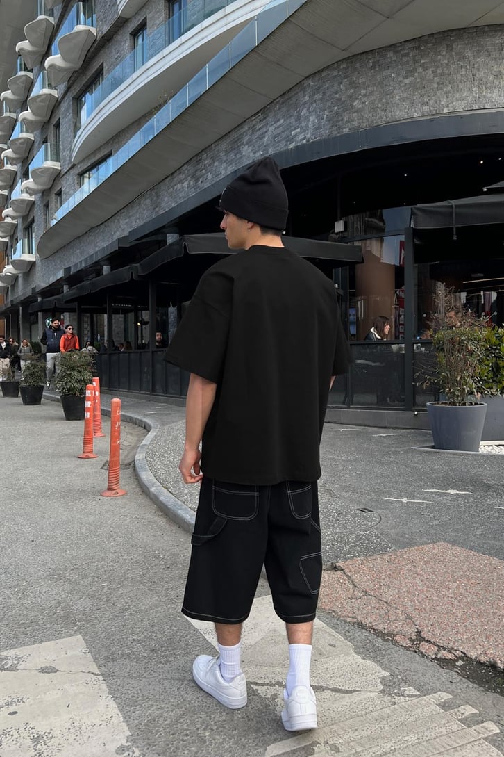 Supermade Gothic Baskılı Siyah Oversize Tişört