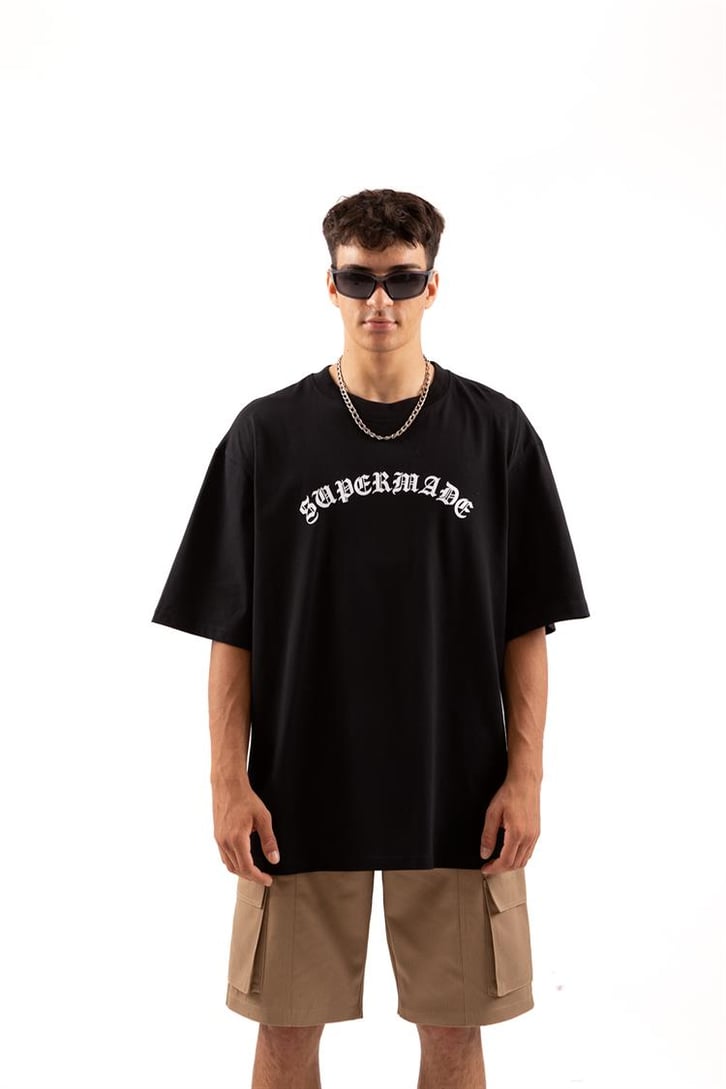Supermade Gothic Text Siyah Oversize Tişört