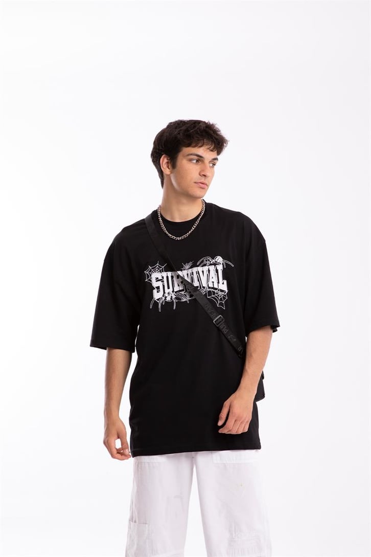 Survival Nakışlı Siyah Oversize Tshirt