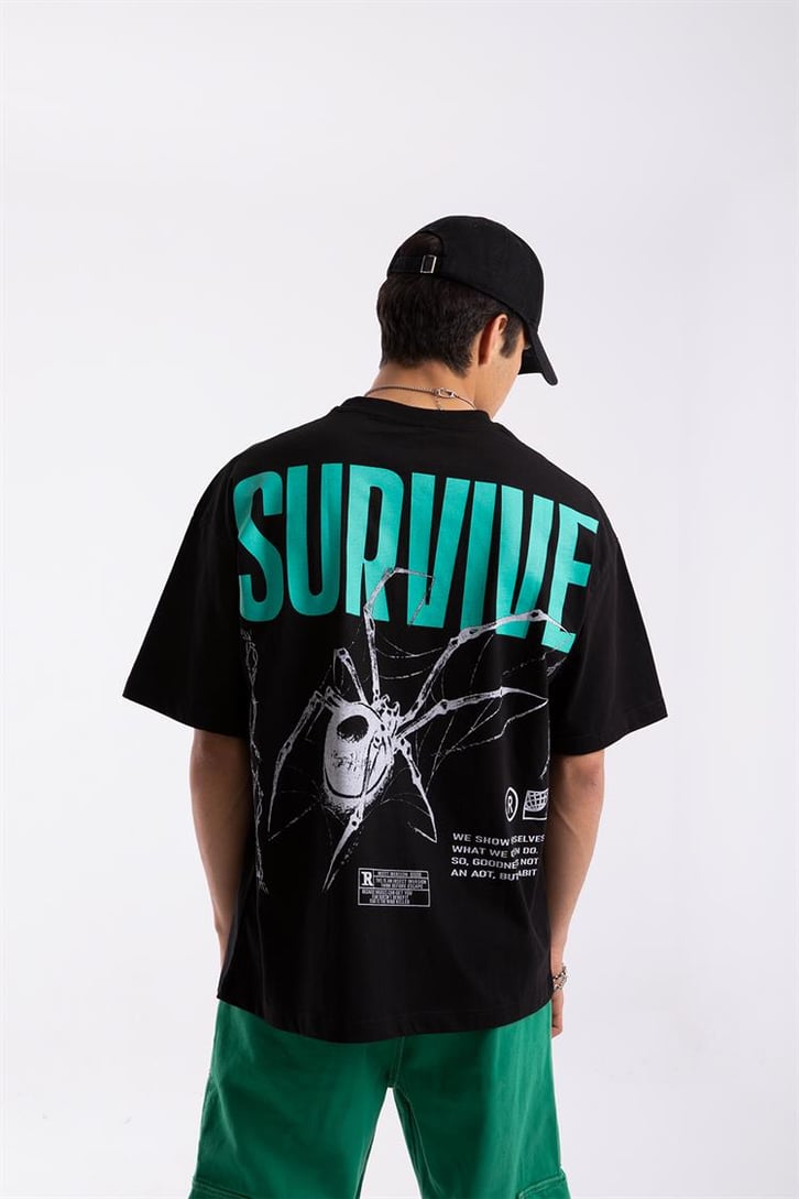 Survive Sırt Baskılı Siyah Oversize Tshirt
