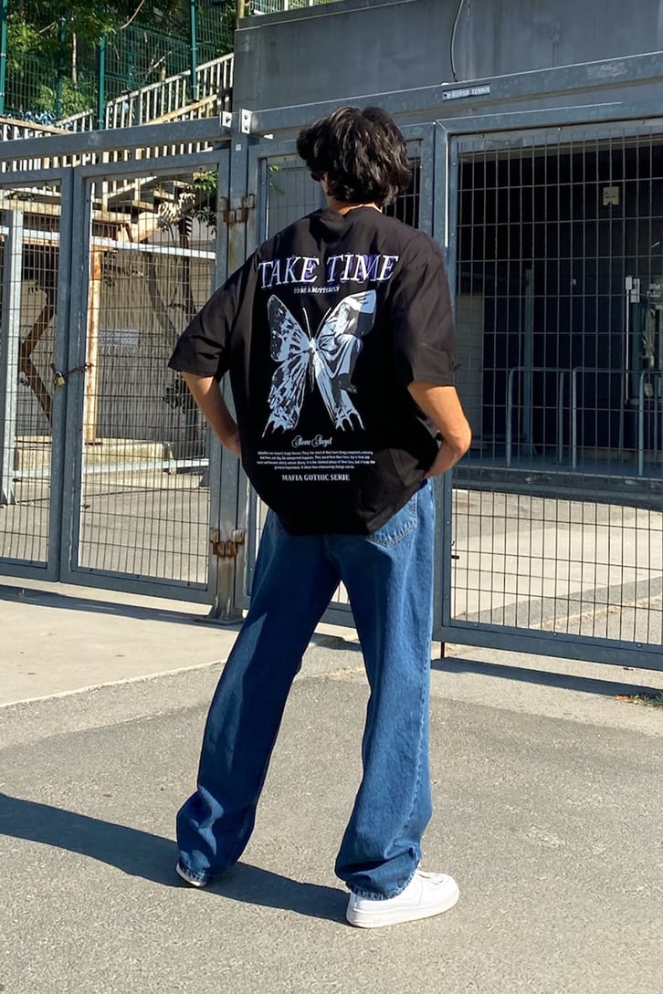 Take Time Butterfly Baskılı Siyah Oversize Tshirt