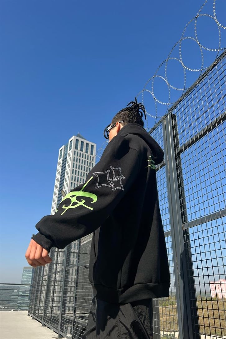 Taş İşlemeli Siyah Oversize Hoodie